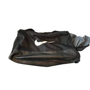 Nike Black Duffel Bag 22"x12"x10" Zipped